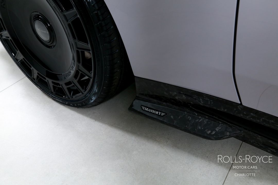 2025 Rolls-Royce Black Badge Spectre