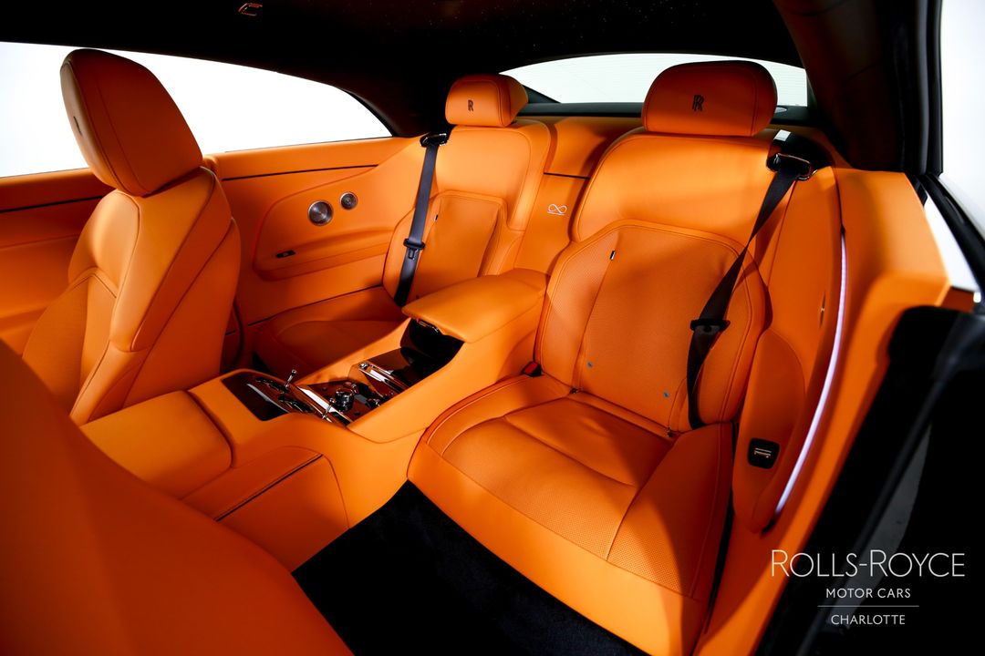 2025 Rolls-Royce Black Badge Spectre