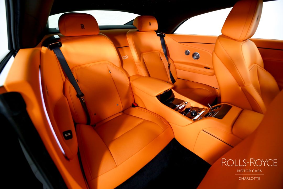 2025 Rolls-Royce Black Badge Spectre