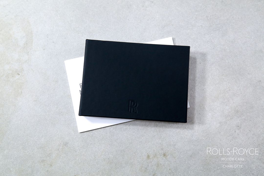 2025 Rolls-Royce Black Badge Spectre