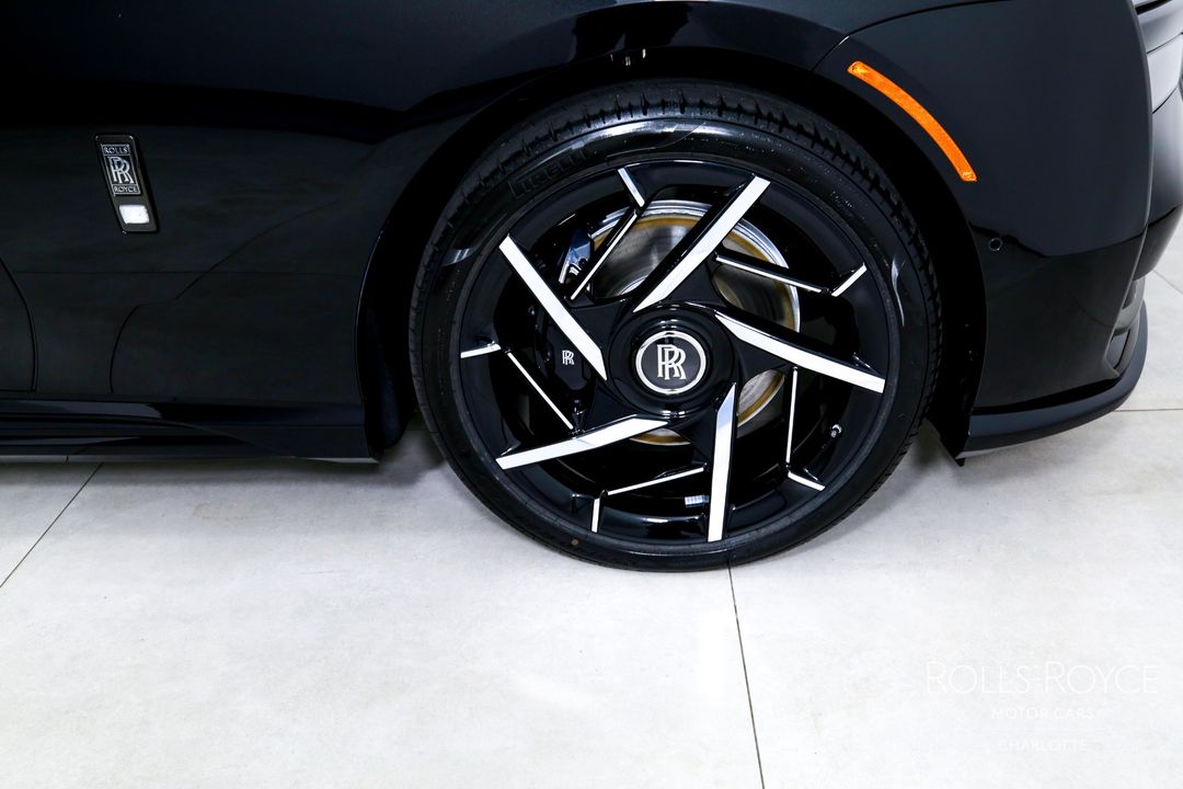 2025 Rolls-Royce Black Badge Spectre