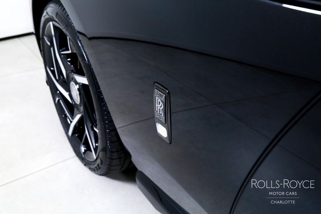2025 Rolls-Royce Black Badge Spectre