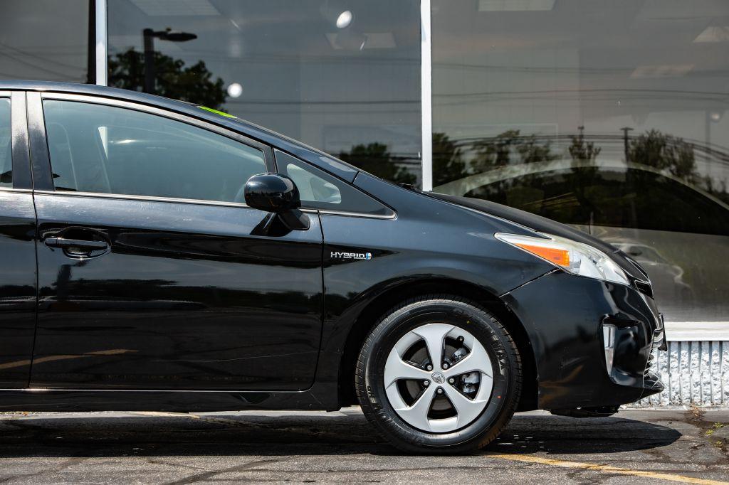 2014 Toyota PRIUS IV