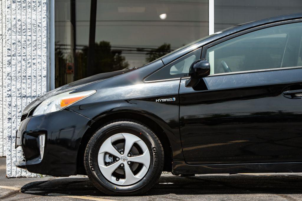 2014 Toyota PRIUS IV