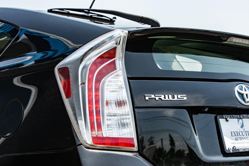 2014 Toyota PRIUS IV