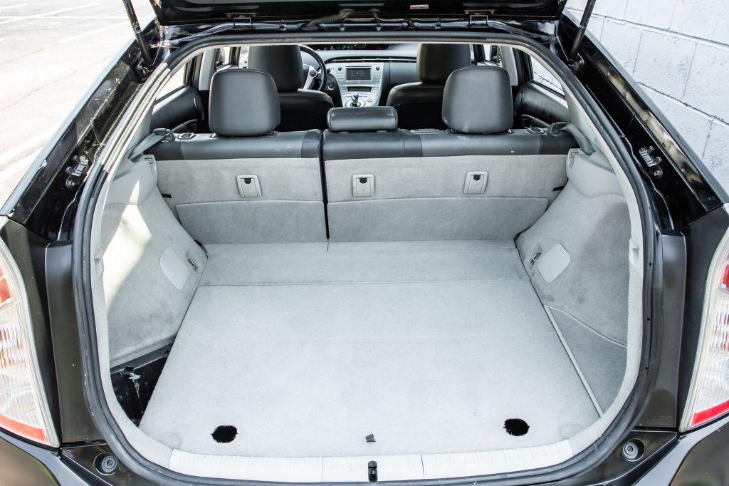 2014 Toyota PRIUS IV