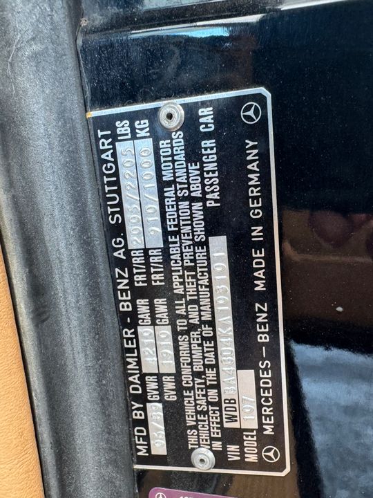 1989 Mercedes-Benz 560-Class