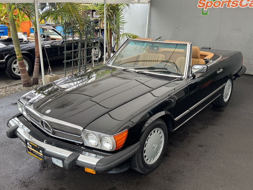 1989 Mercedes-Benz 560-Class