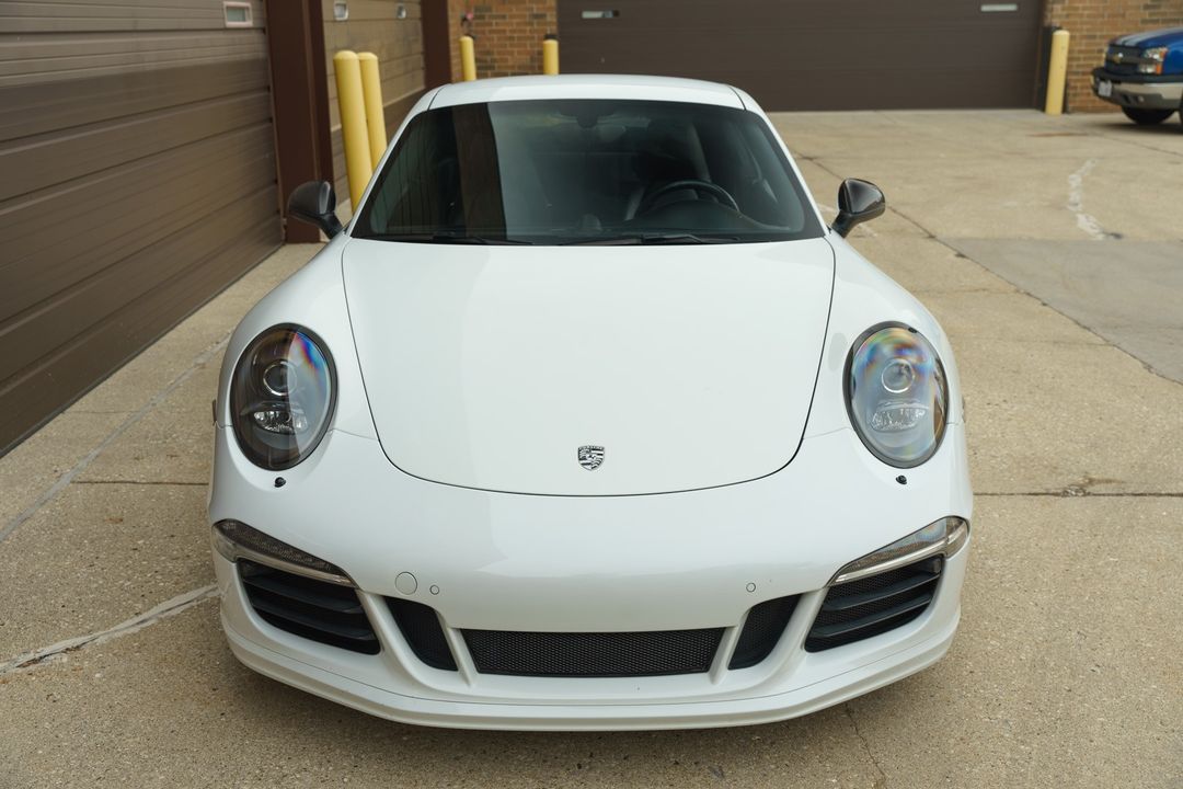 2015 PORSCHE 911