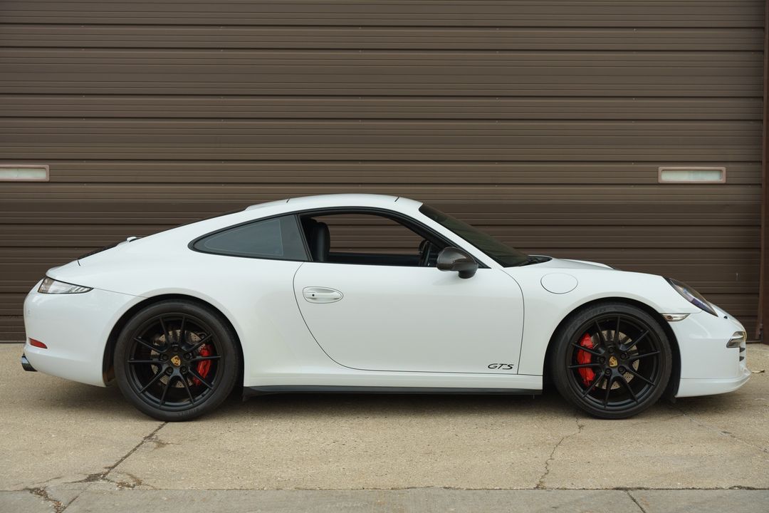 2015 PORSCHE 911
