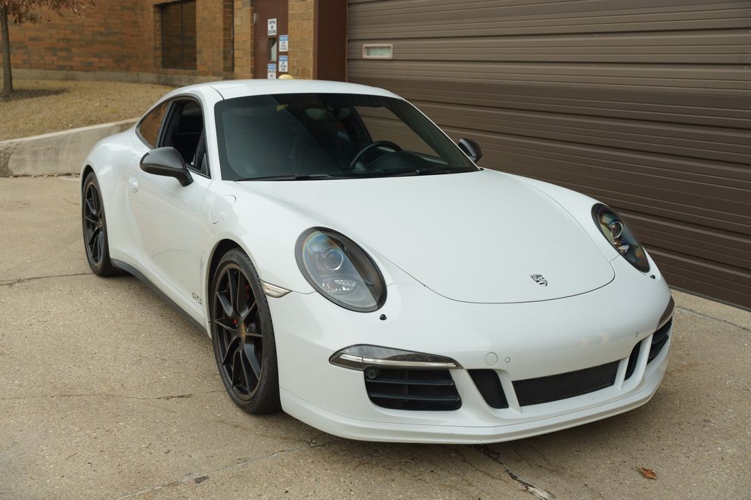 2015 PORSCHE 911