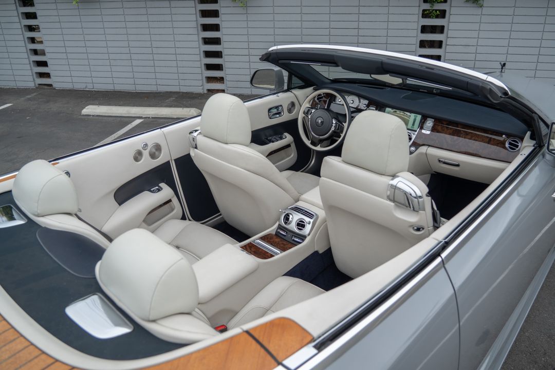 2017 Rolls-Royce Dawn