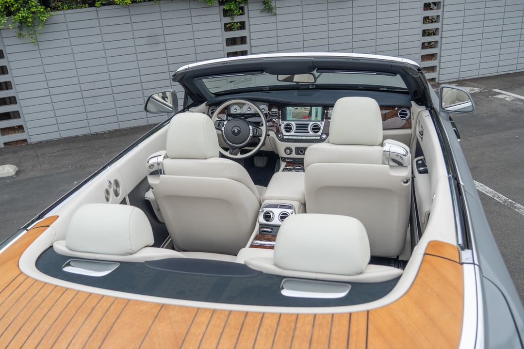 2017 Rolls-Royce Dawn