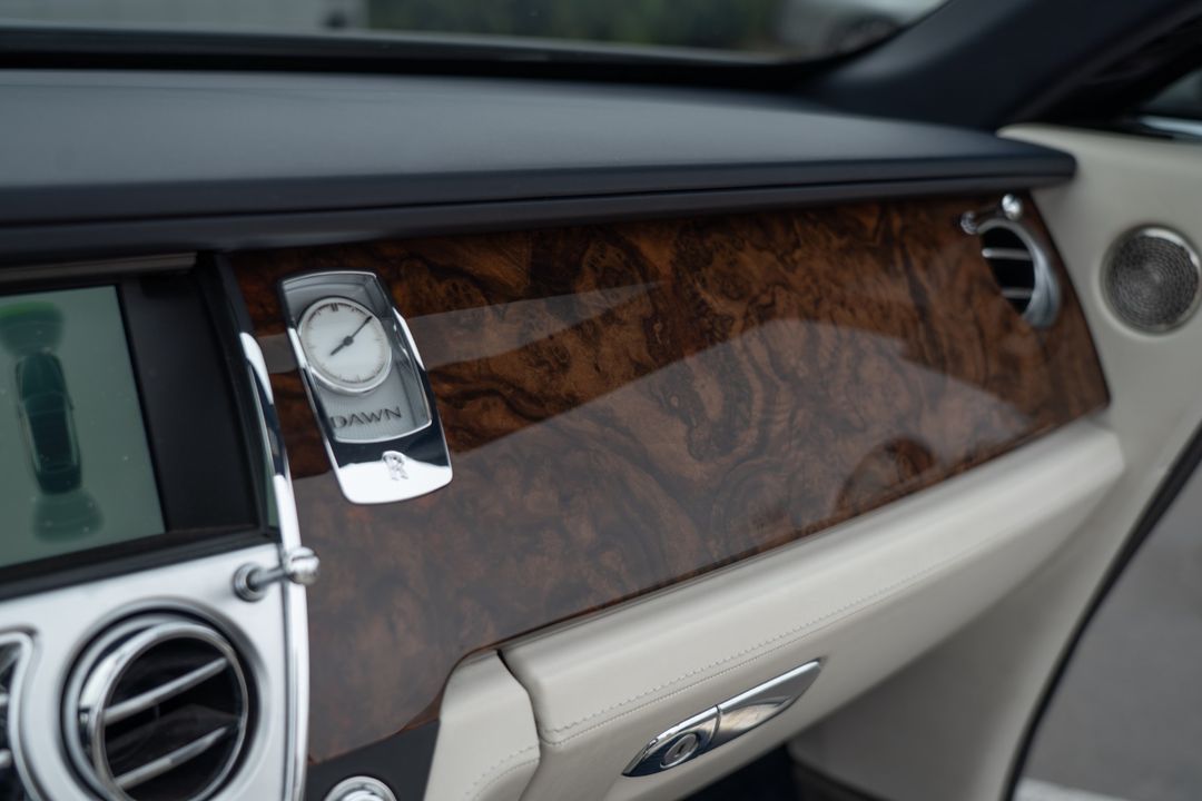 2017 Rolls-Royce Dawn