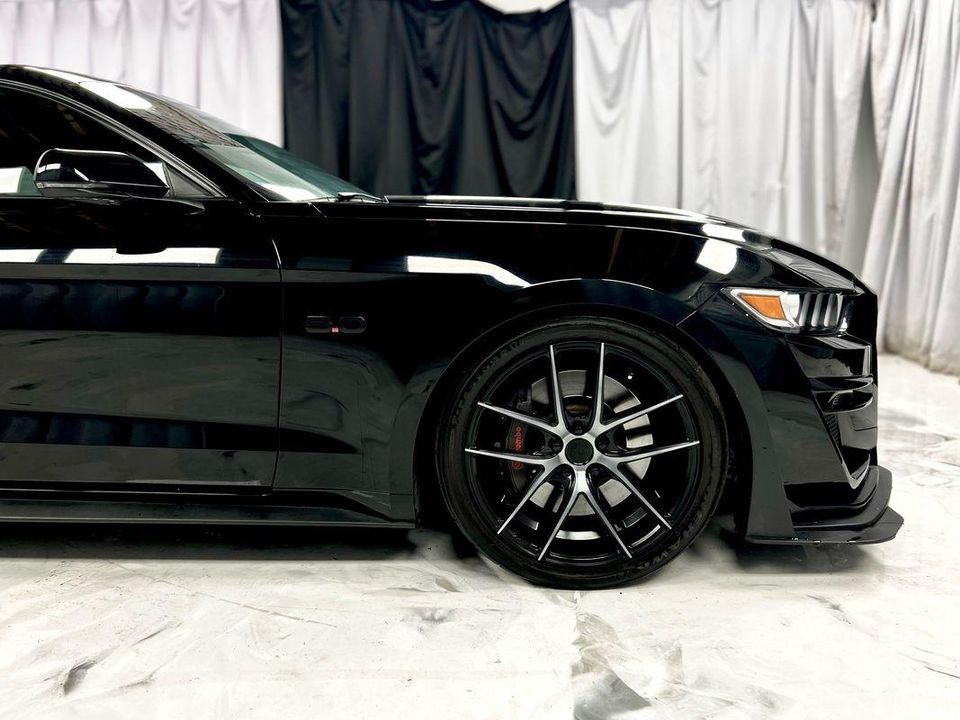 2017 Ford Mustang