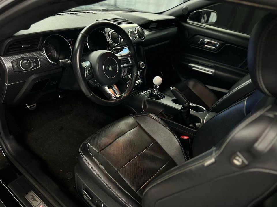 2017 Ford Mustang