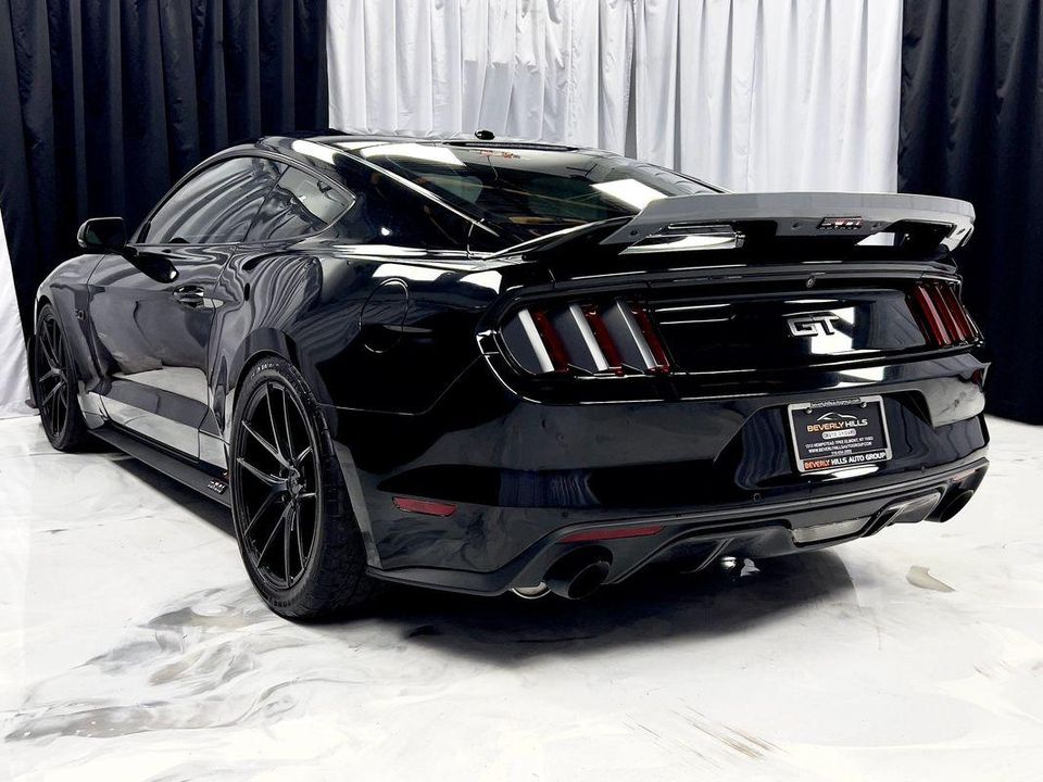 2017 Ford Mustang