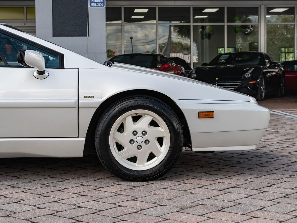 1988 Lotus Esprit