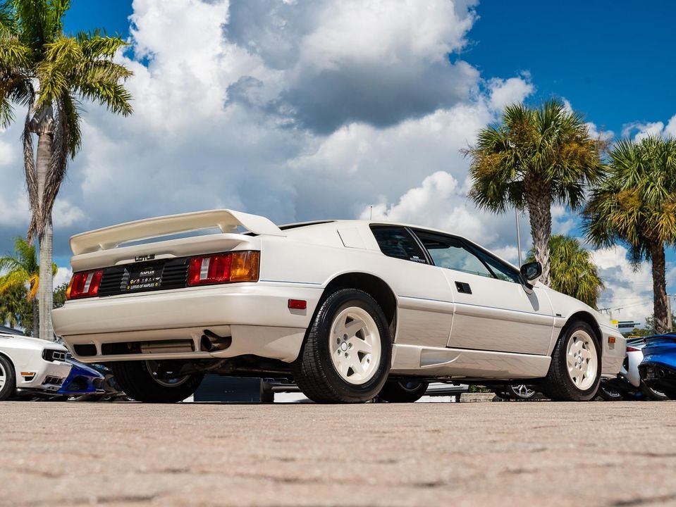 1988 Lotus Esprit