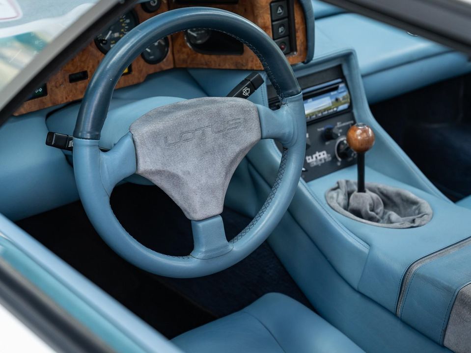 1988 Lotus Esprit