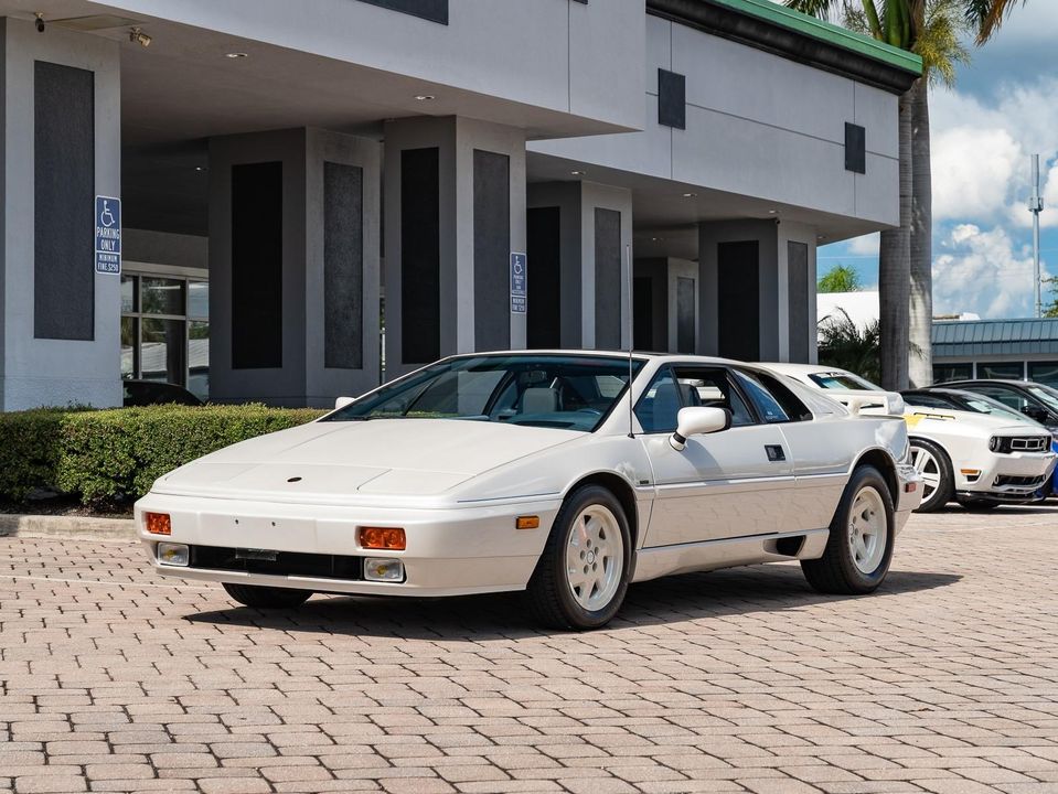 1988 Lotus Esprit