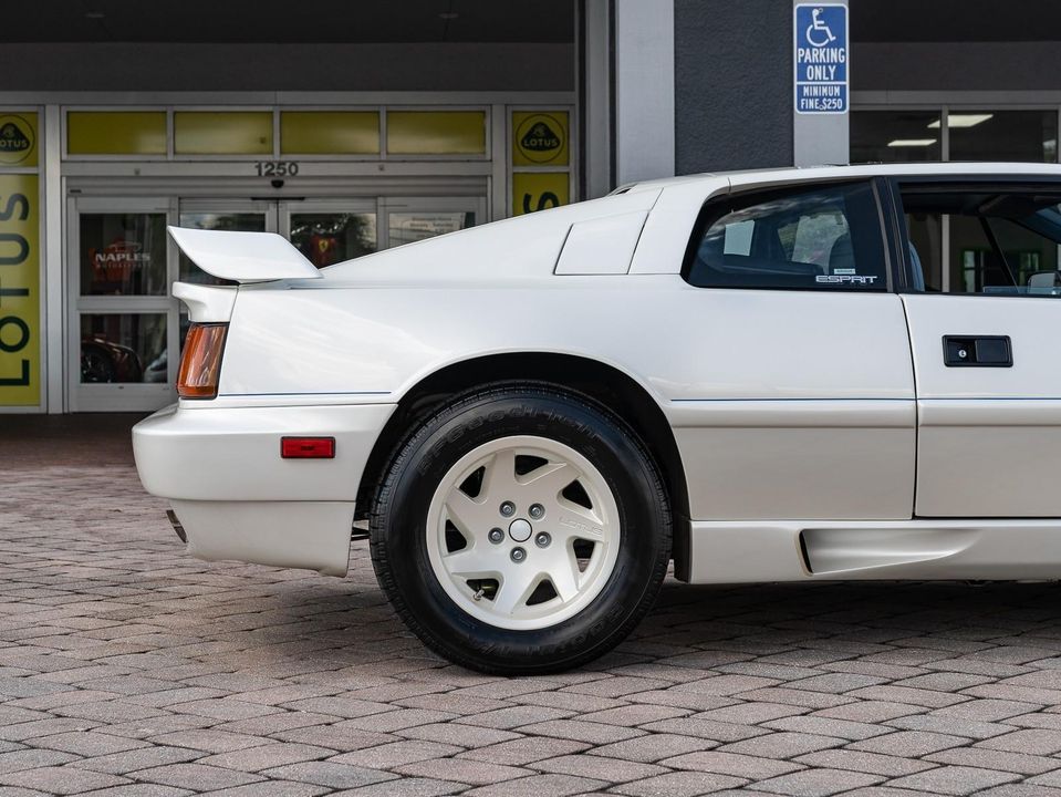 1988 Lotus Esprit
