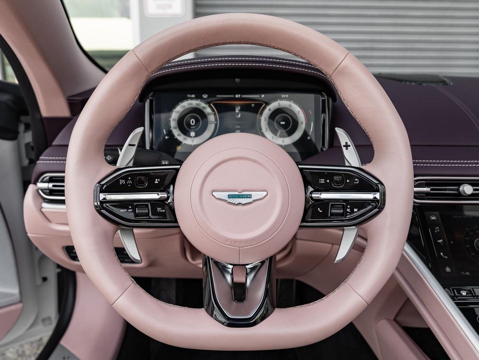 2025 Aston Martin DB12