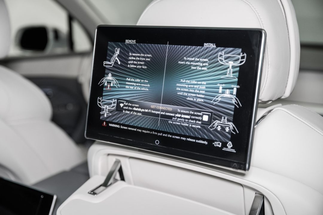 2025 Bentley Bentayga EWB