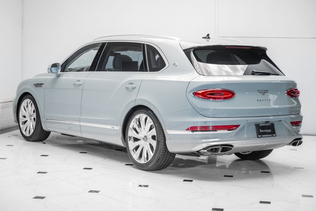 2025 Bentley Bentayga EWB