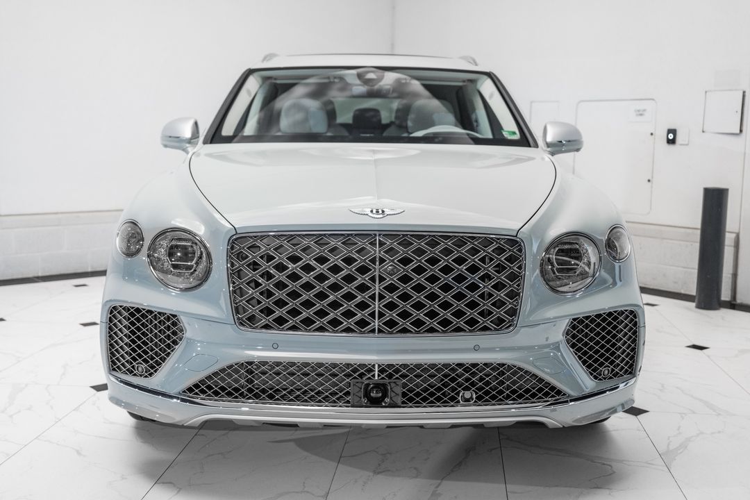 2025 Bentley Bentayga EWB