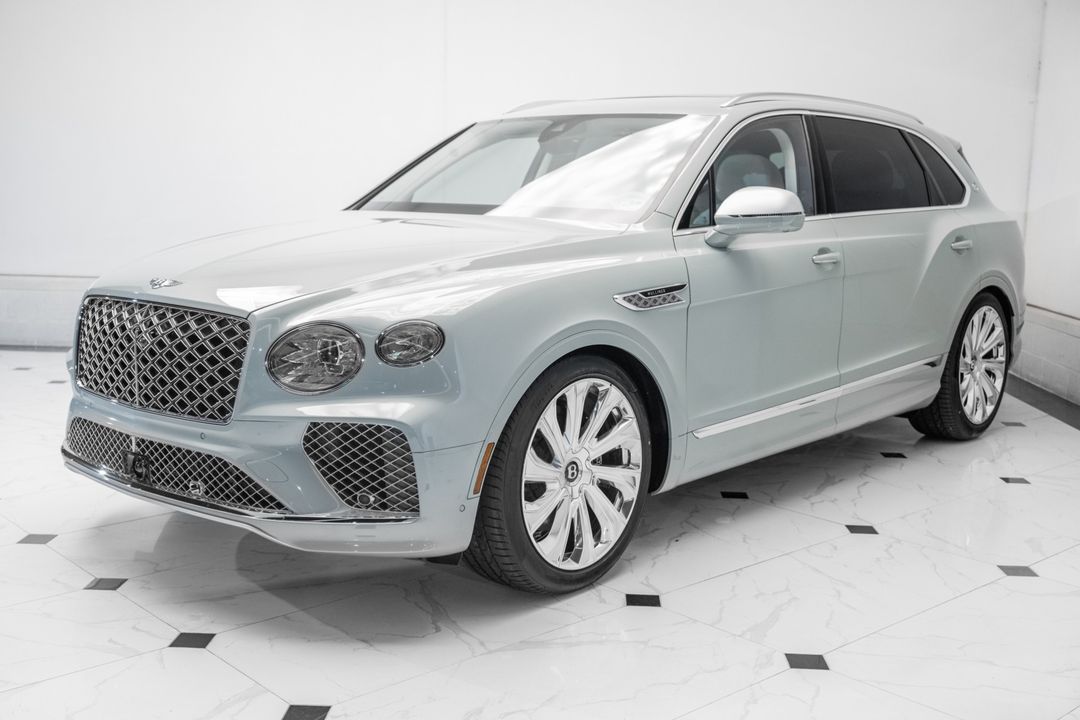 2025 Bentley Bentayga EWB