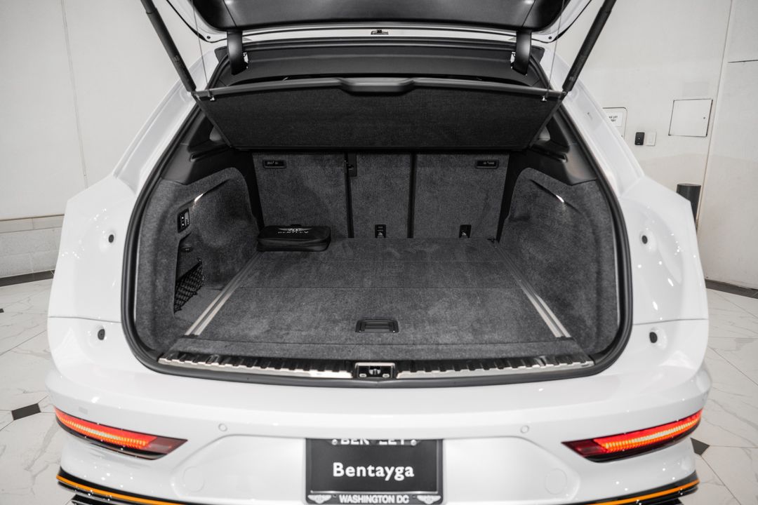 2025 Bentley Bentayga