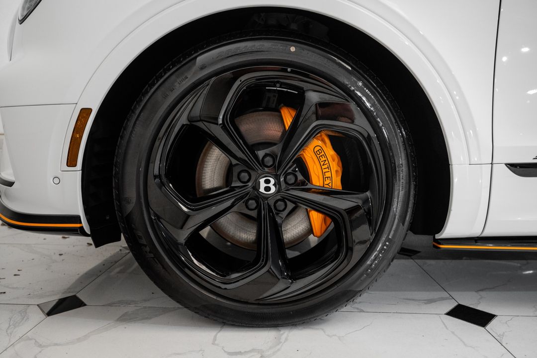 2025 Bentley Bentayga
