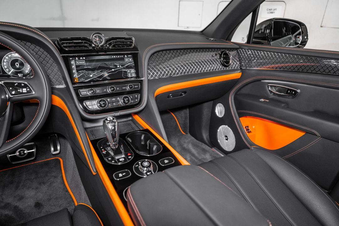 2025 Bentley Bentayga