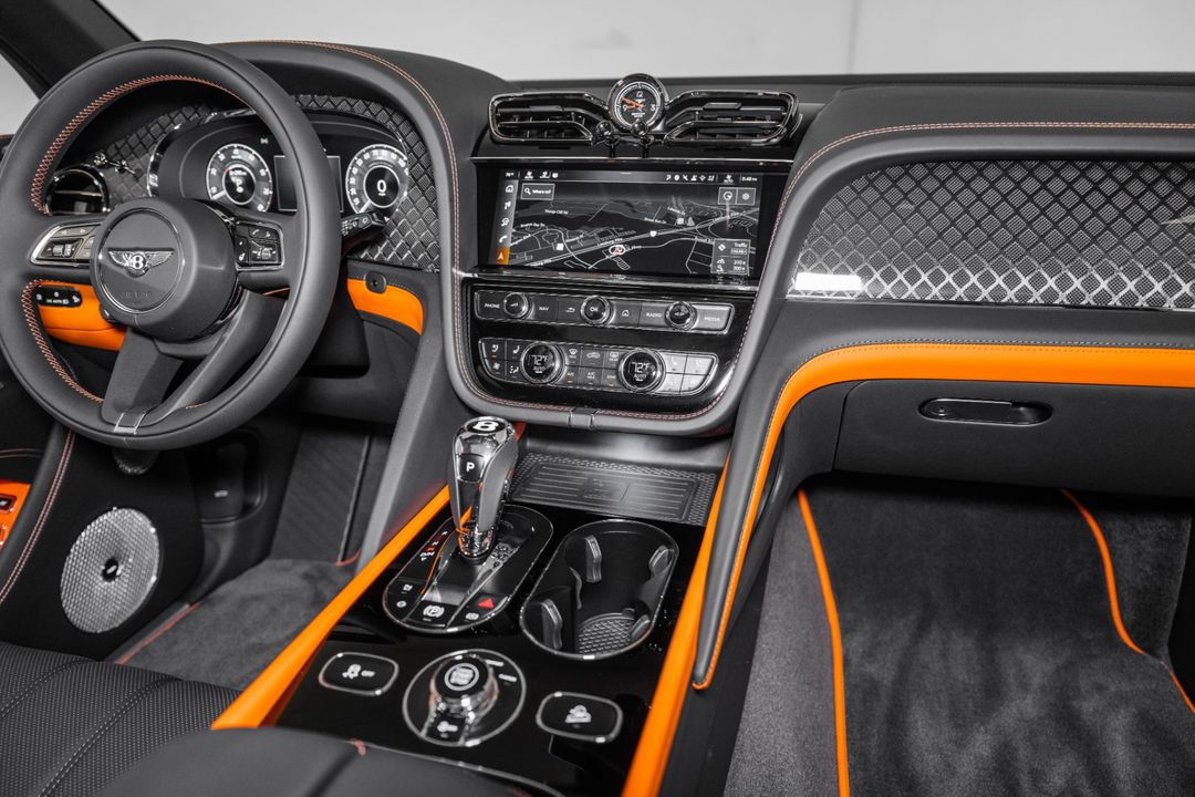 2025 Bentley Bentayga
