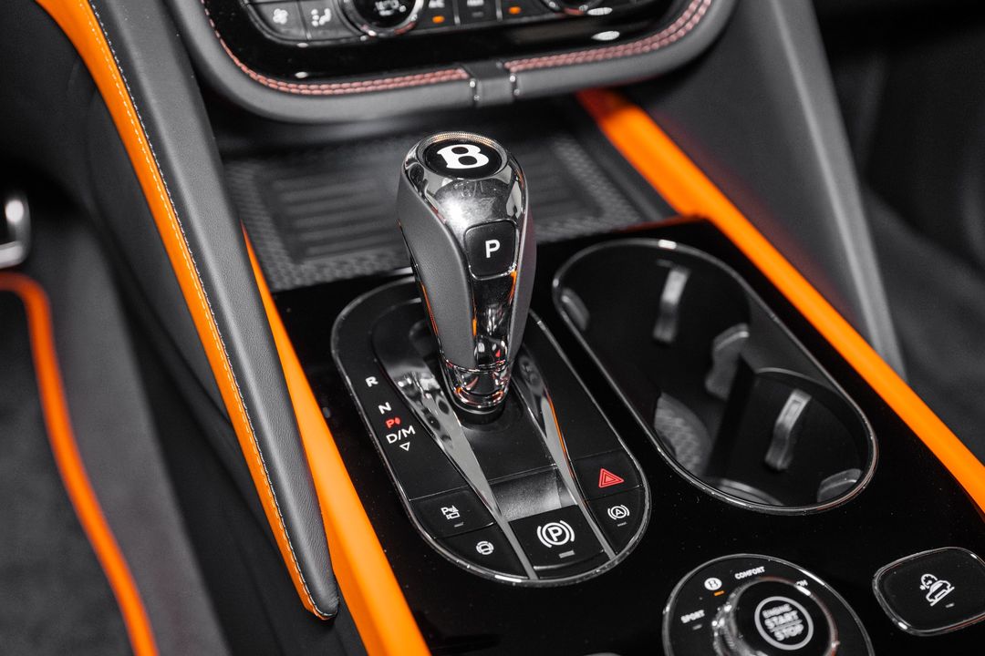 2025 Bentley Bentayga