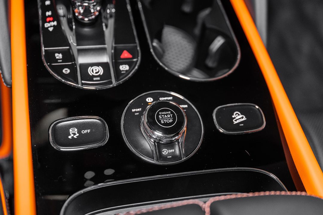2025 Bentley Bentayga