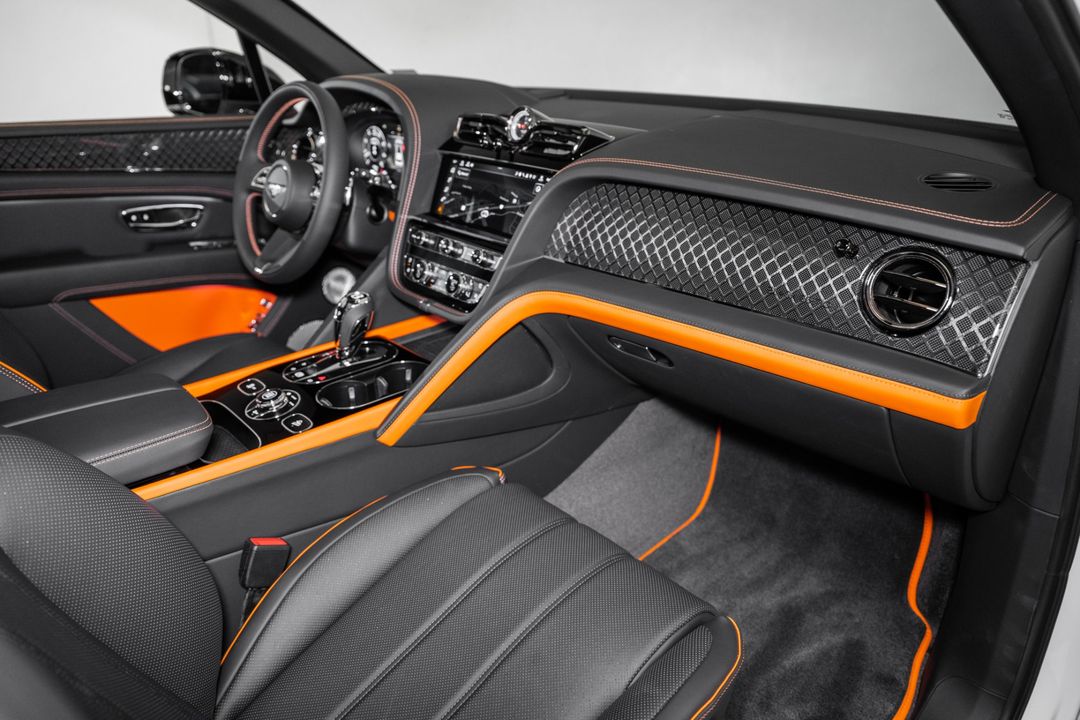 2025 Bentley Bentayga