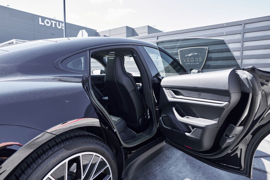 2023 Porsche Taycan