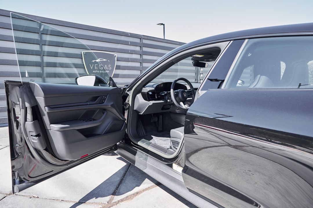 2023 Porsche Taycan