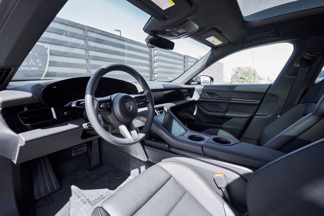 2023 Porsche Taycan