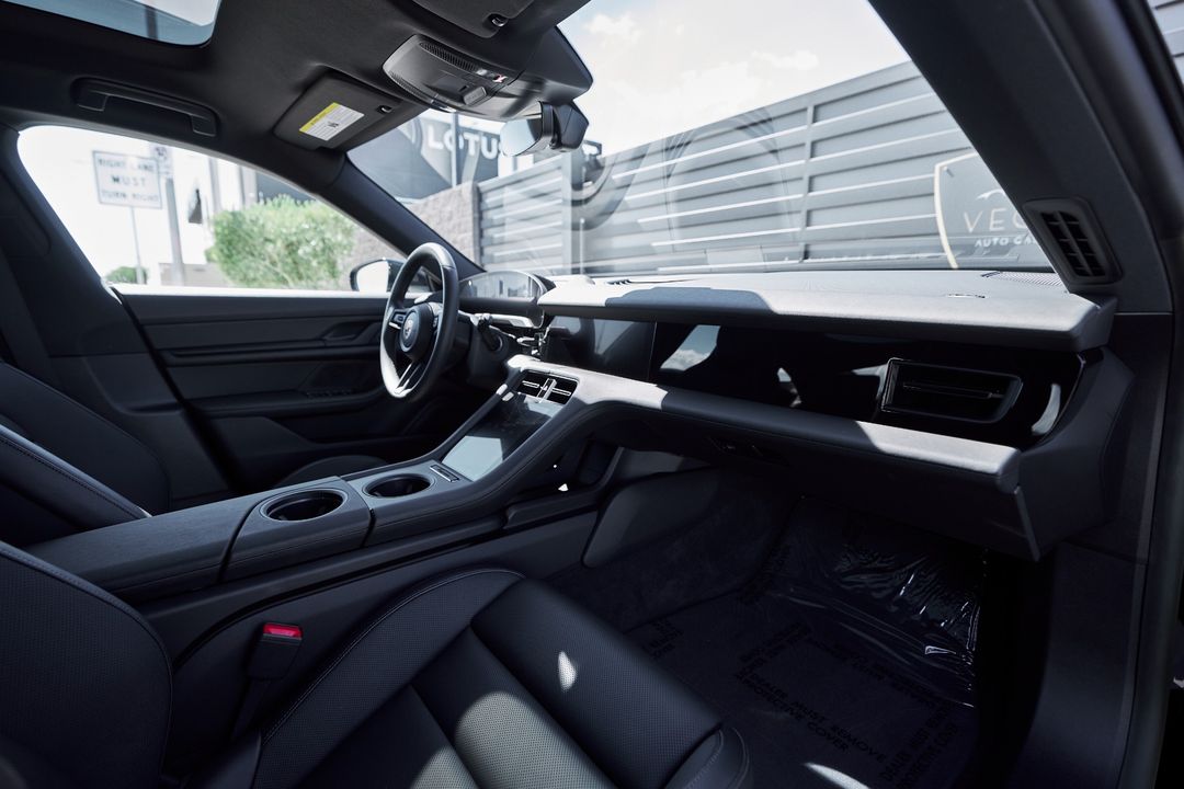 2023 Porsche Taycan