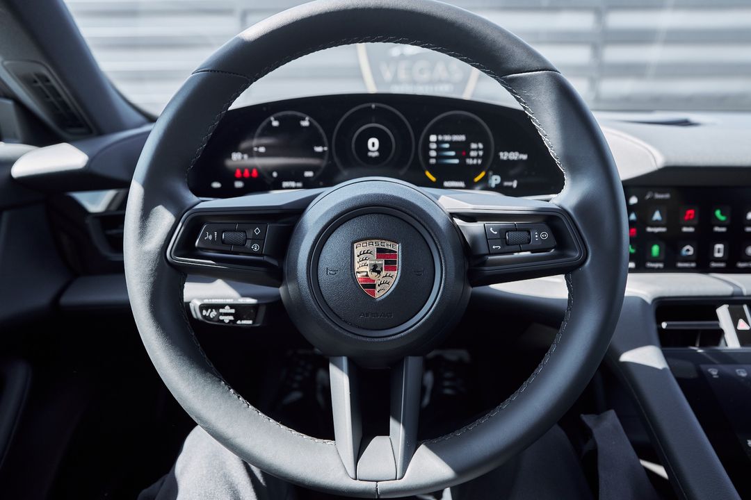 2023 Porsche Taycan
