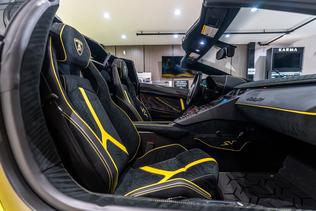 2017 Lamborghini Aventador