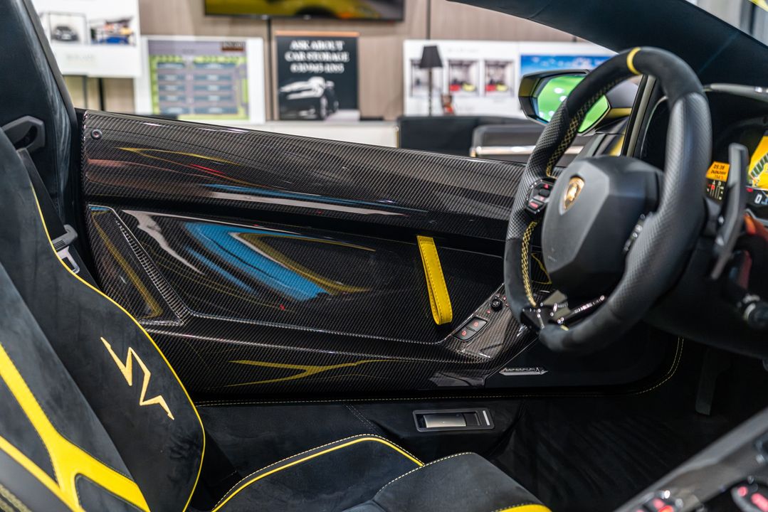 2017 Lamborghini Aventador