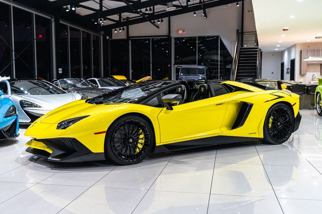 2017 Lamborghini Aventador