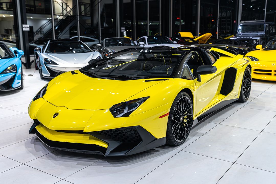 2017 Lamborghini Aventador