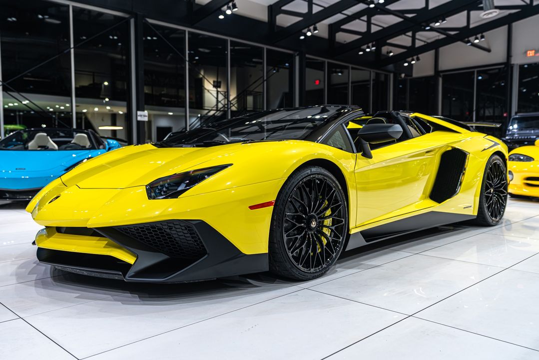2017 Lamborghini Aventador