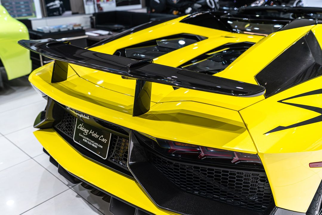 2017 Lamborghini Aventador