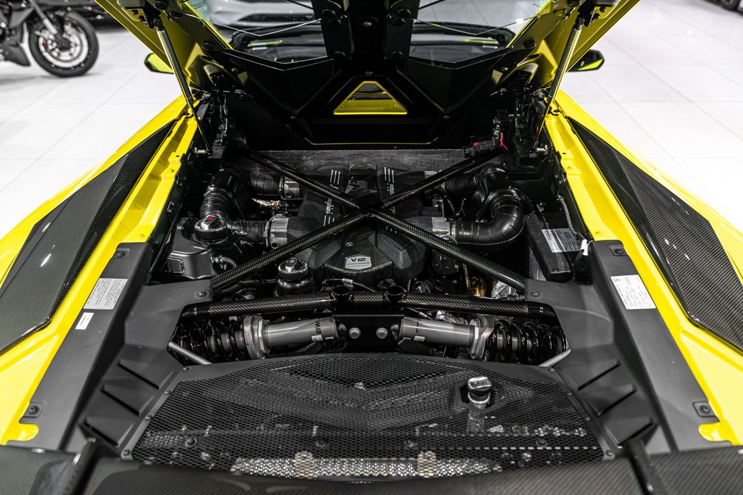 2017 Lamborghini Aventador